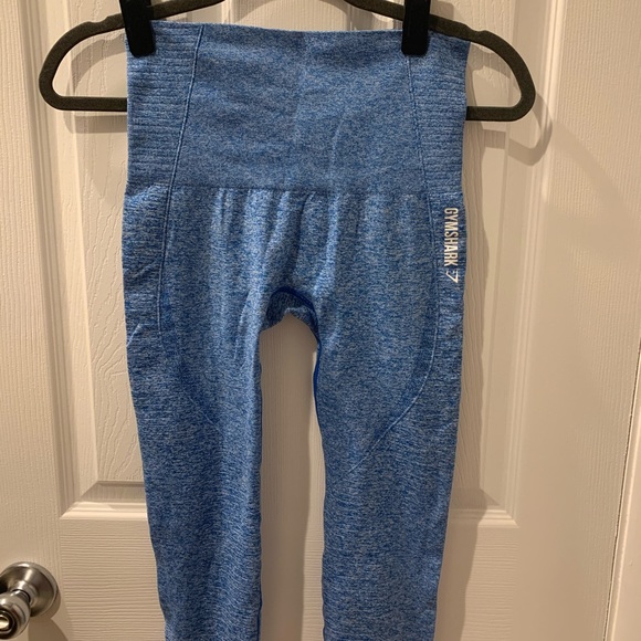 Gymshark seamless cropped leggings, SIZE SMALL - Picture 2 of 3